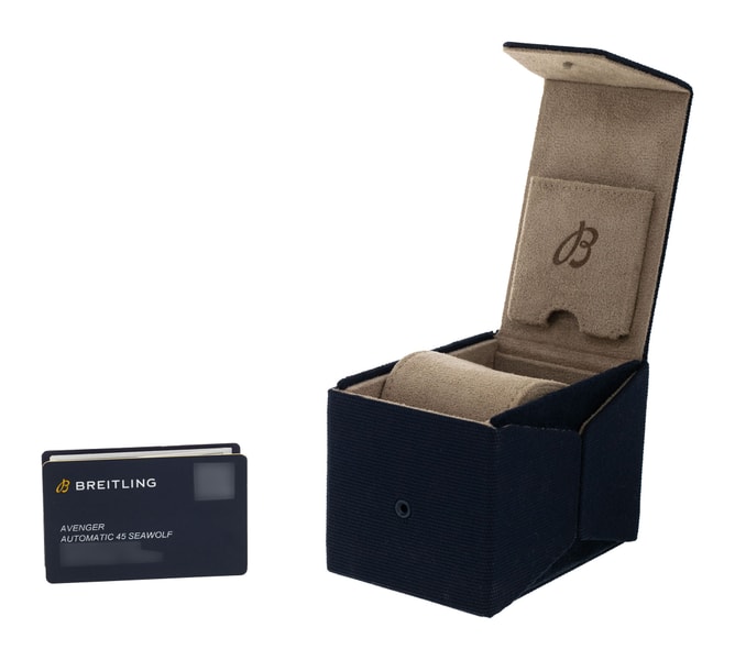 Breitling Avenger Automatic 45 A17319